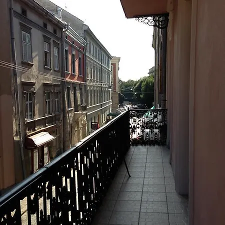 Virmenska Appartement