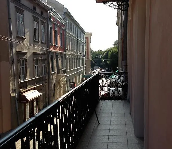 Virmenska Apartament